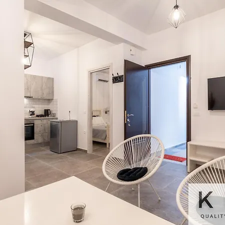 Casa Bianca And Giota's Central Apartment, Two Apartments! *