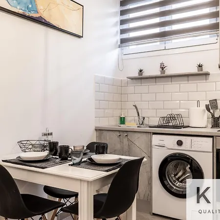 Casa Bianca And Giota's Central Apartment, Two Apartments! * Argostoli (Kefalonia)